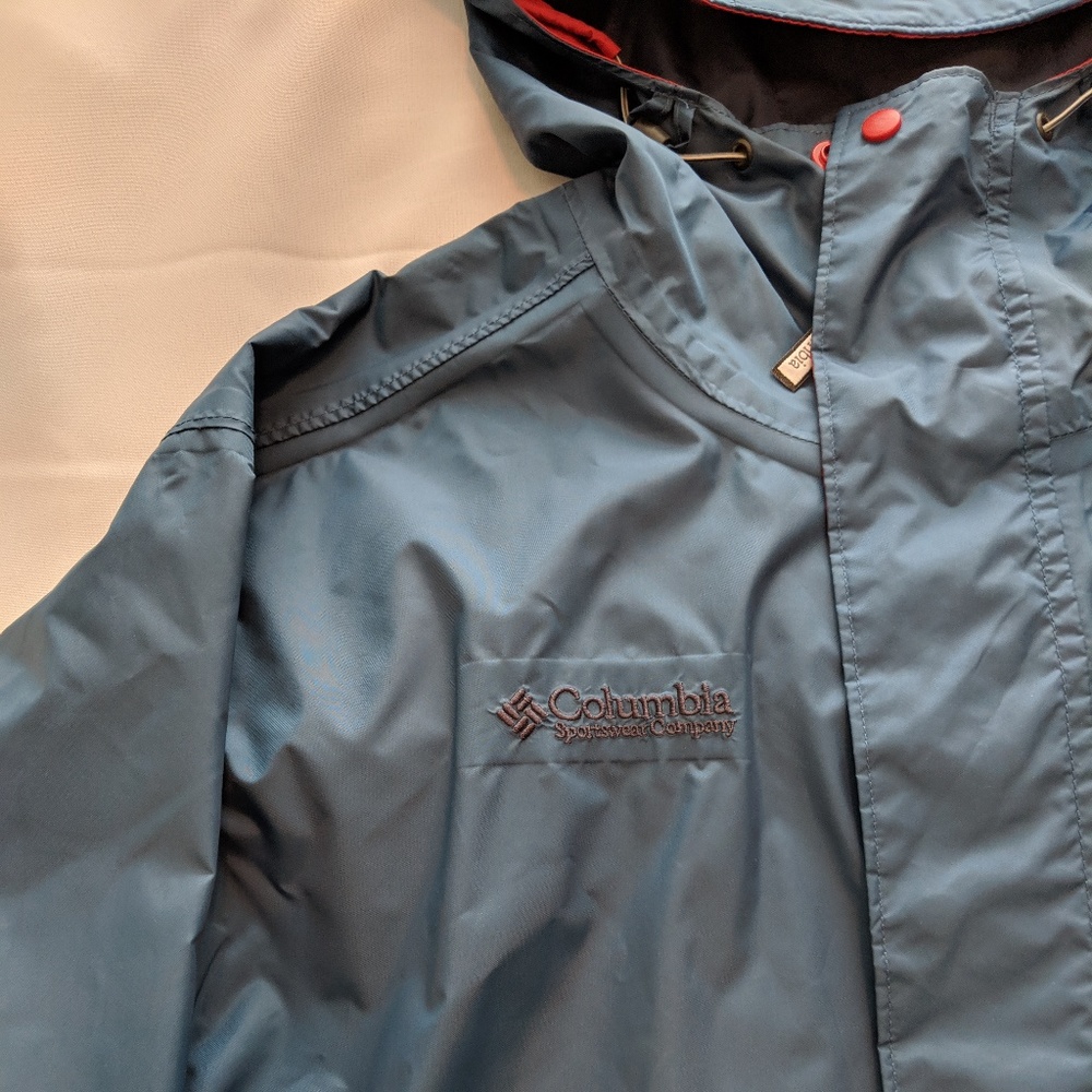 Columbia Omni Tech waterproof rainjacket sz L